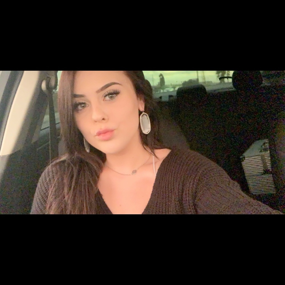 Meet your Posher, Kelsey